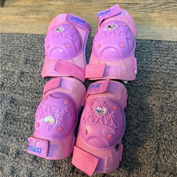 Pink Kids Protective Gear Set - Picture 1 of 1